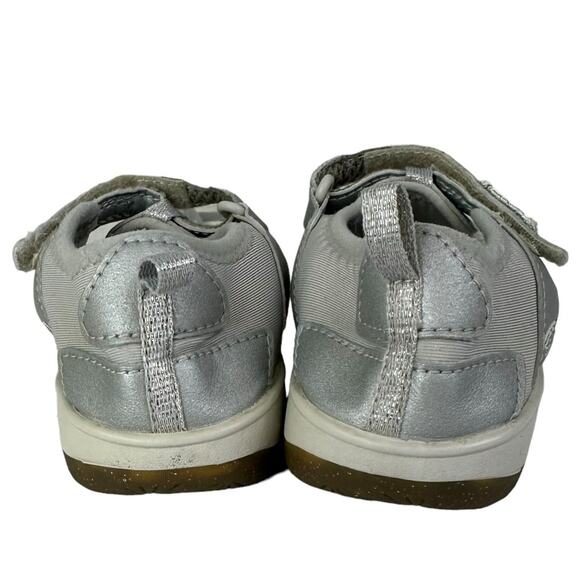 Keen Moxie Girls Silver Glitter Sandals Size 13 Hiking Water Shoes - Picture 4 of 7
